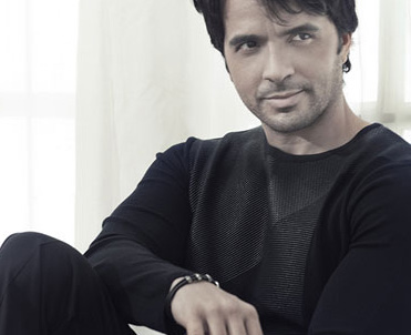 <cn>LUIS FONSI</cn> EXITOSO