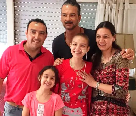 Ricardo Arjona - Arjona le cumple el sueo a una nena