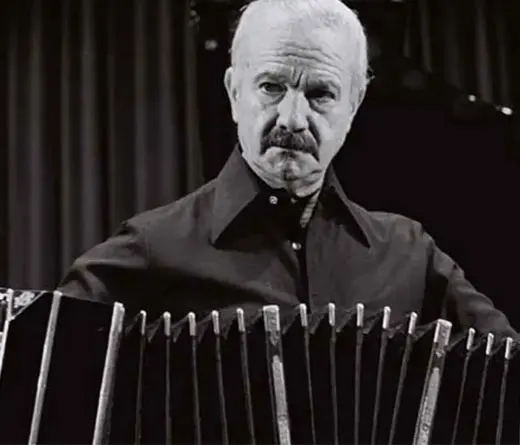 A cien aos del nacimiento del bandoneonista argentino, se lanza Antologa Piazzolla 100