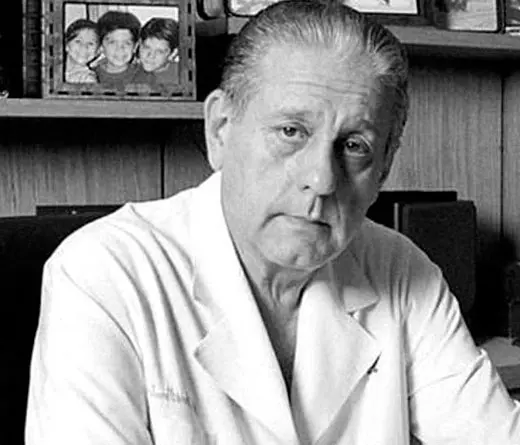 Attaque 77 - Aniversario de la muerte René Favoloro