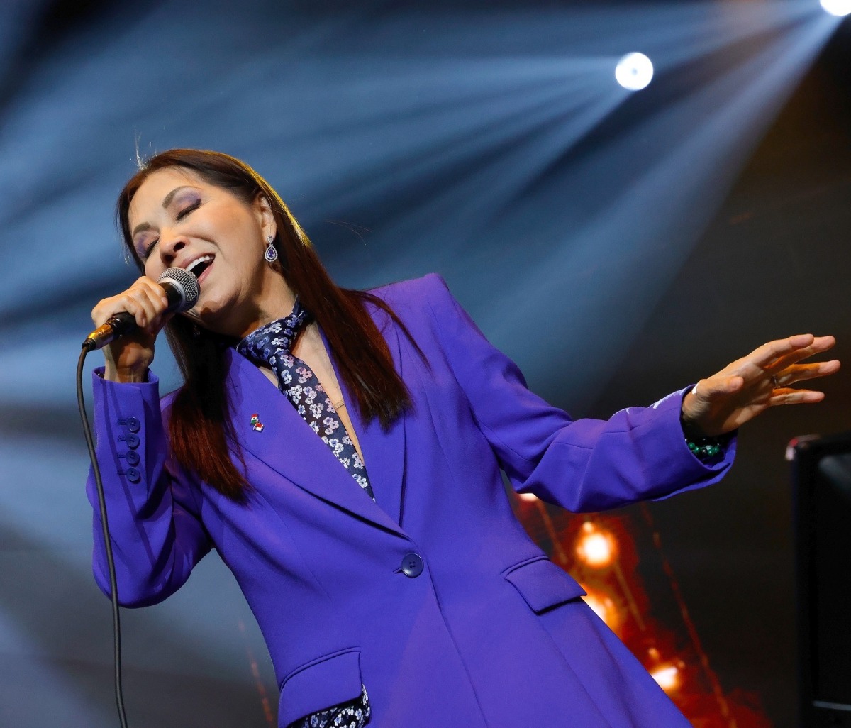 Ana Gabriel - Regresa a Argentina con su gira 'Claro de Luna'