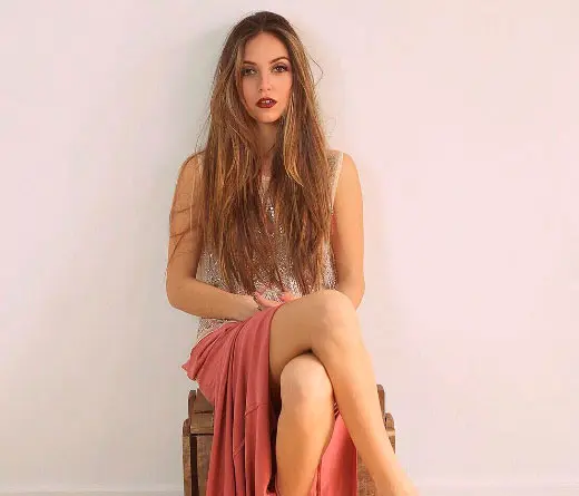 Ana Mena - Ana Mena y su versin de 