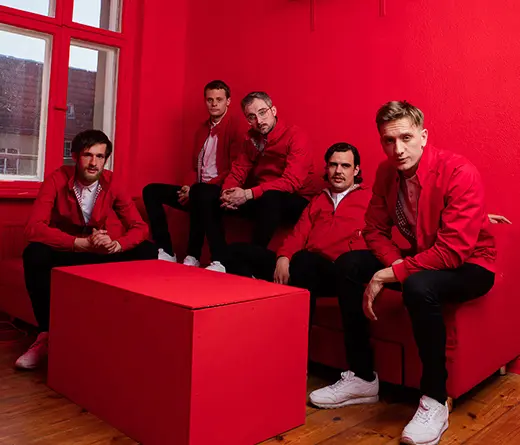 Mientras giran por nuestro pas, entrevistamos a Kraftklub, una de las bandas ms populares de Alemania.
