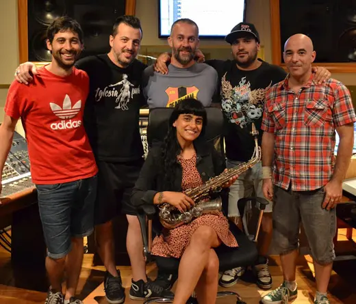 Contravos - Grabando nuevas canciones
