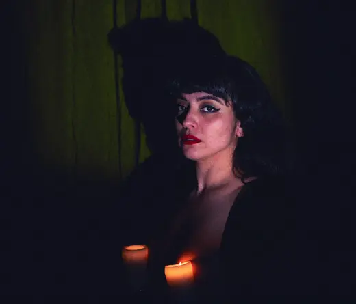 Mon Laferte - Estreno de Mon Laferte