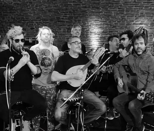 Los Autnticos Decadentes - Juntos Para Siempre, la cancin Los Decadentes 