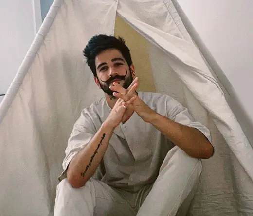 Camilo - Camilo se tatu el nombre de su esposa