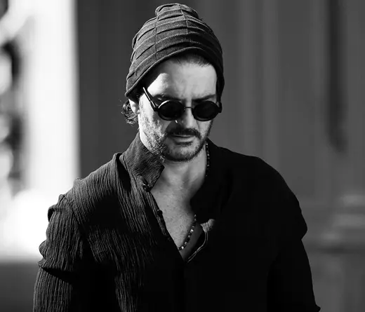 Ricardo Arjona - Ricardo Arjona lanza su tan esperado libro