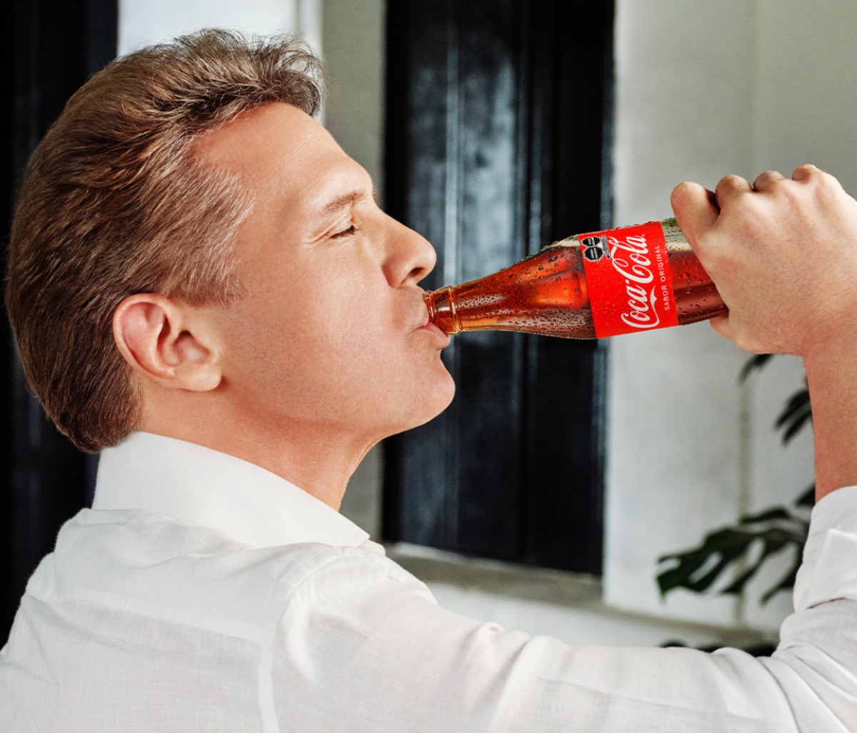 Luis Miguel - Luis Miguel y Coca-Cola celebran un siglo de historia compartida