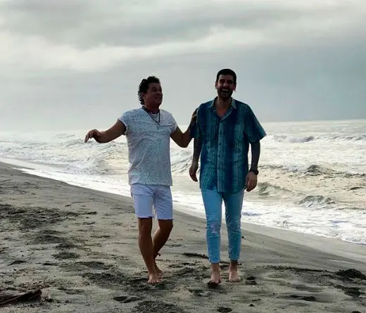 Carlos Vives - Qu dupla: Melendi y Carlos Vives