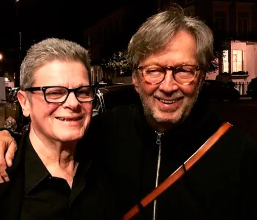 Gustavo Santaolalla - Santaolalla musicaliz el documental de Clapton