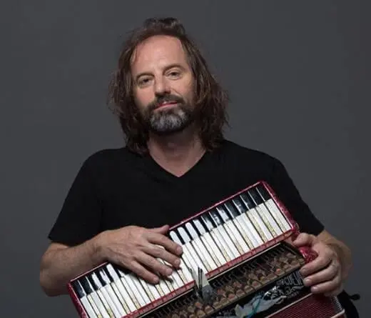 Chango Spasiuk - Gira de Chango Spasiuk