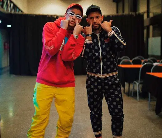 Bad Bunny - Bad Bunny y el Kun Aguero muy amigos