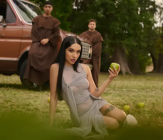 Mara Becerra - Mara Becerra suma tema a su nuevo disco