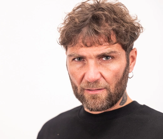 Nicola - Nicola presenta oficialmente su nuevo lbum de estudio