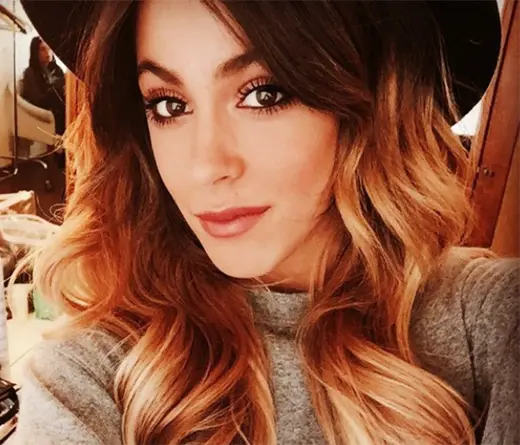 Tini Stoessel - Se lanza como solista