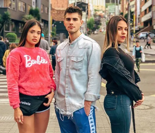 Rombai  - Escuch el remix de Me Voy