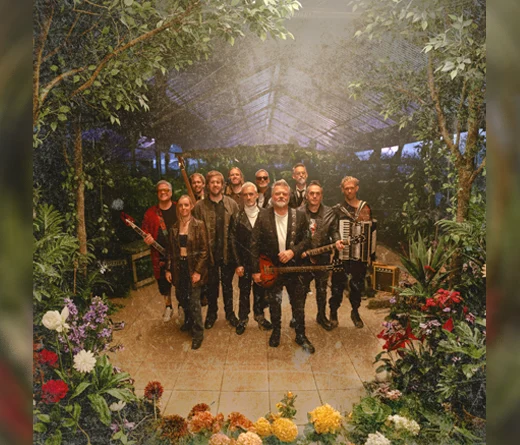 Los Pericos - Los Pericos lanzan Amor bonsai junto a El Plan de la Mariposa