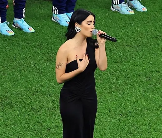 Lali - Lali interpreta el Himno Argentino en la final de la Copa del Mundo