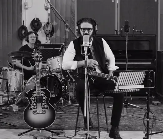 Ricardo Arjona - Batichica - Nuevo video de Arjona
