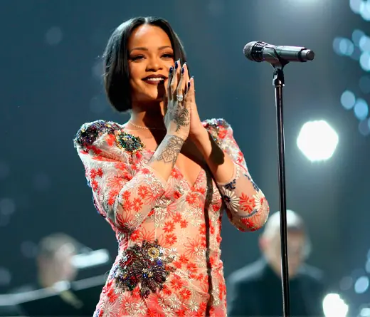 CMTV.com.ar - Rihanna y Drake sper Hot