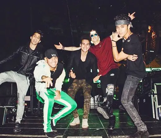 Cnco - La portada del lbum de CNCO 