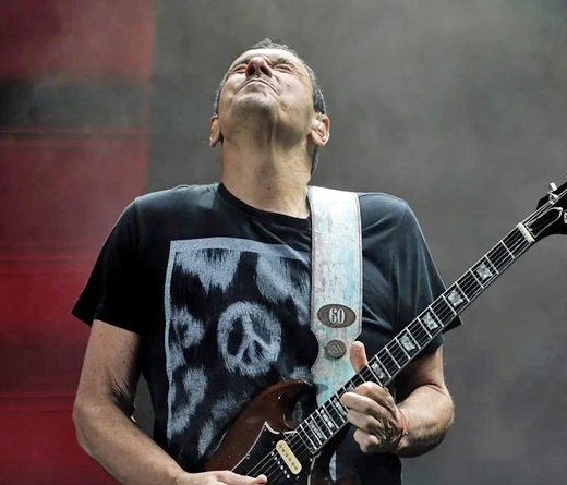 Divididos - Divididos: la aplanadora del rock hace vibrar el Movistar Arena