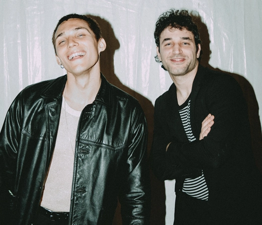 Koino Yokan - Koino Yokan presenta "Todo est� pasando ahora"