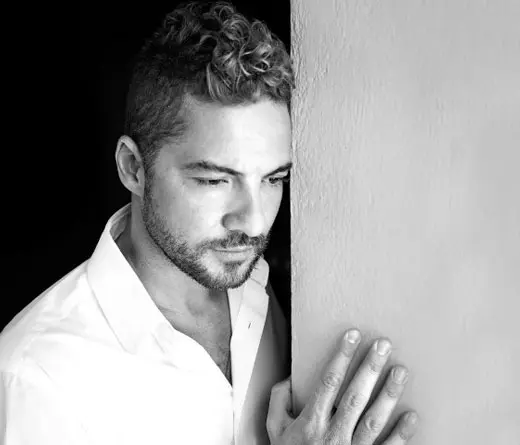 David Bisbal - David Bisbal estrena video: Lo Tenga o No 