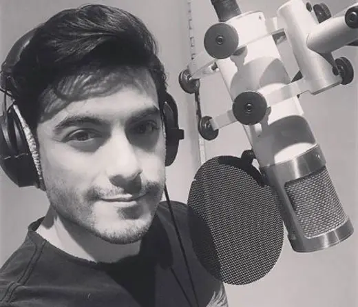 Carlos Rivera - Carlos Rivera canta en film de Disney