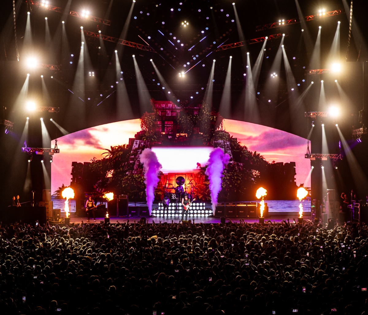 Rata Blanca - Rata Blanca celebr 35 aos de "Magos, espadas y rosas" en Movistar Arena