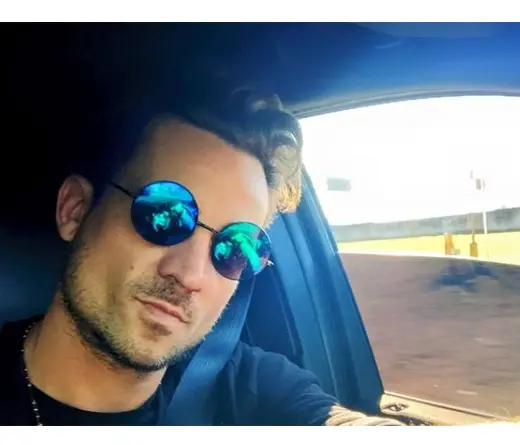 Tan Binica - Chano Charpentier choc y fue golpeado por vecinos de Belgrano