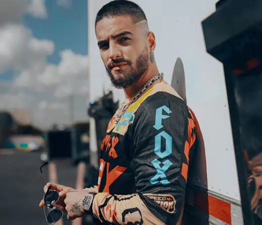 Maluma - Maluma se corta el pelo por una buena causa 