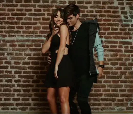 Abraham Mateo - Mueve de Abraham Mateo ft. Lali Espsito