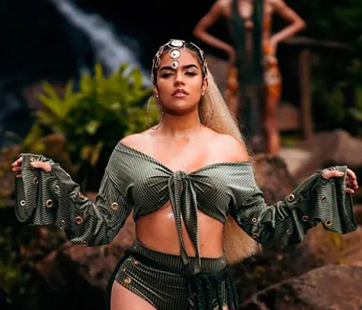Karol G - Karol G estrena 
