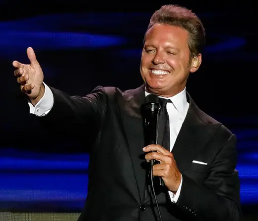 Luis Miguel - Luis Miguel fue operado de emergencia