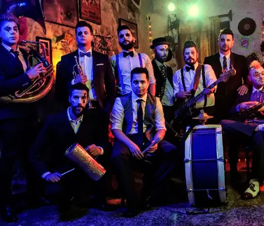 Los Caligaris - Video estreno: Frijoles - Los Caligaris