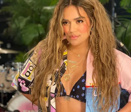 Karol G - Inesperada colaboracin de Karol G