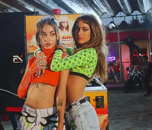 Mara Becerra - Teaser de la nueva cancin de Tini y Mara Becerra