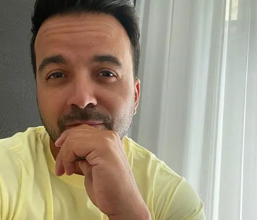 Luis Fonsi - Baby Shark por Luis Fonsi 