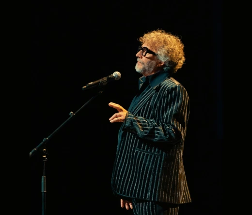 Fito P�ez - Fito P�ez toc� en el Teatro Real de Madrid