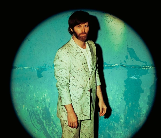 Benjamn Amadeo - "La amistad" es el nuevo single de Benjamn Amadeo