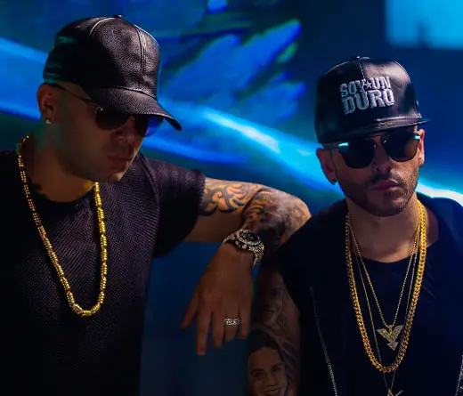 Dos fuegos: Wisin y Yandel se unen en 