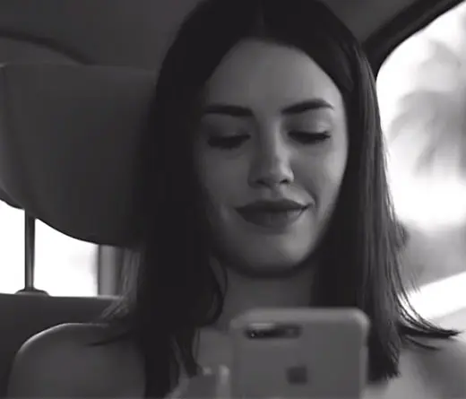 Lali - Tu Sonrisa, el nuevo video de Lali