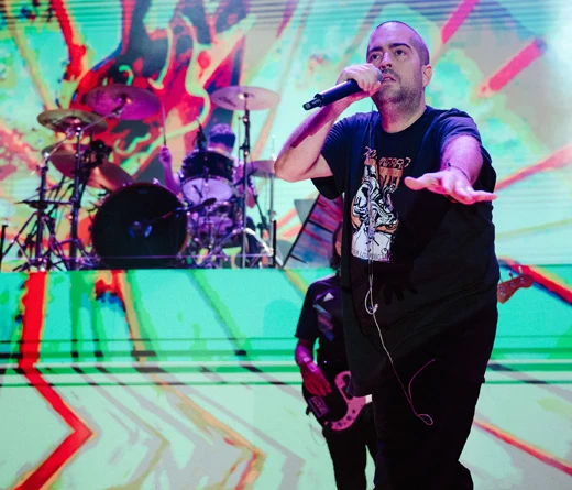 Don Osvaldo - Don Osvaldo desata la fiesta en el Hip�dromo de La Plata con sold out