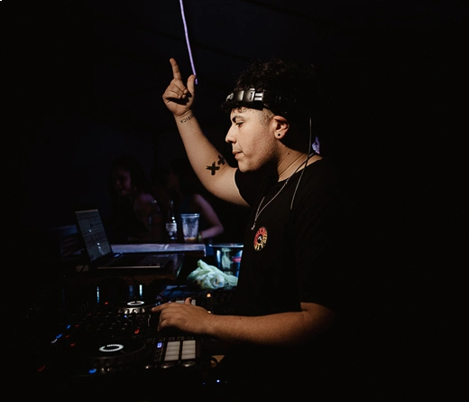 DJSnows - DJSnows lanza al mercado su nuevo proyecto llamado "Funky Session"