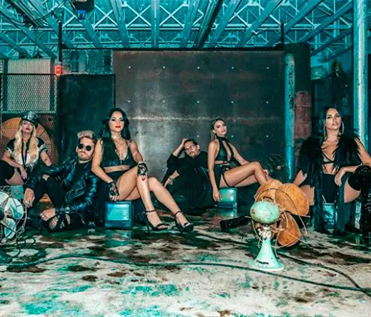 Mau y Ricky - Estreno: 