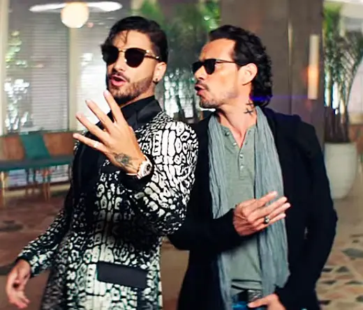 Marc Anthony - Maluma y Marc Anthony en el video Felices los 4