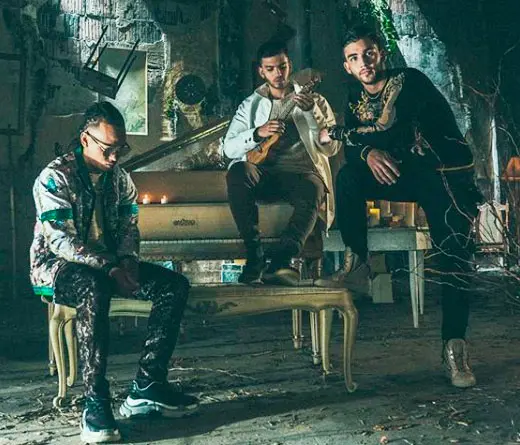 Ozuna - Vaina Loca, Ozuna Ft. Manuel Turizo