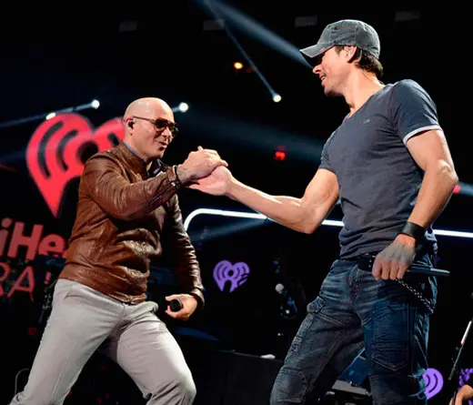 Pitbull - Colaboracin de Enrique Iglesias y Pitbull